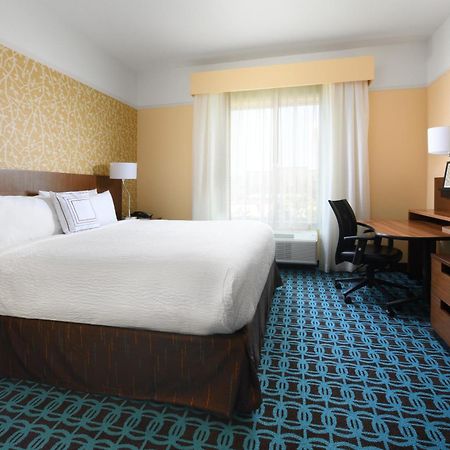 Fairfield Inn & Suites By Marriott Fort Worth South/Бърлисън Екстериор снимка