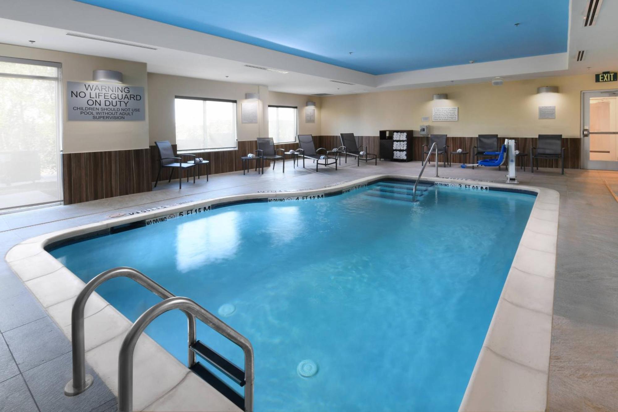 Fairfield Inn & Suites By Marriott Fort Worth South/Бърлисън Екстериор снимка