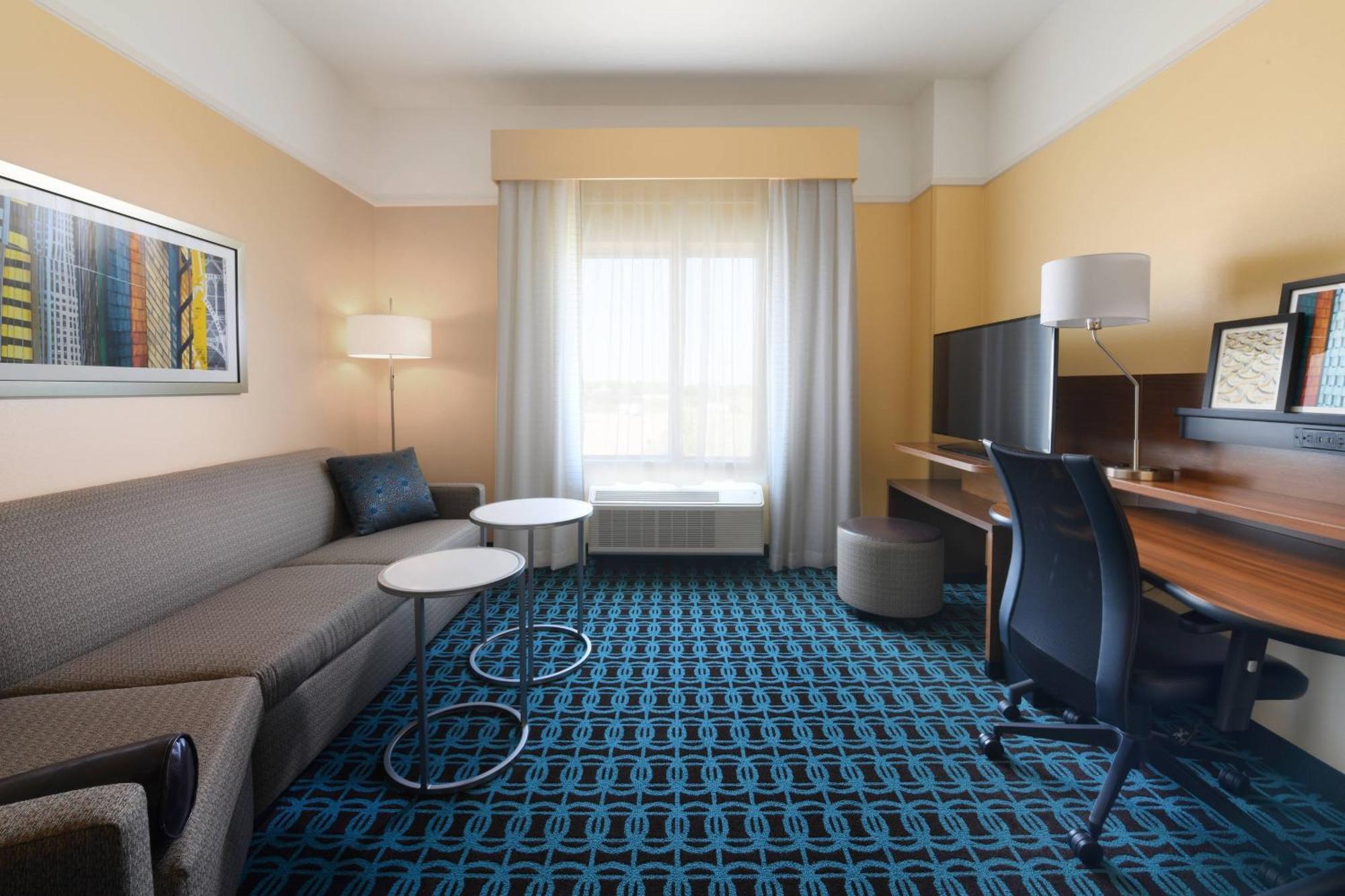 Fairfield Inn & Suites By Marriott Fort Worth South/Бърлисън Екстериор снимка