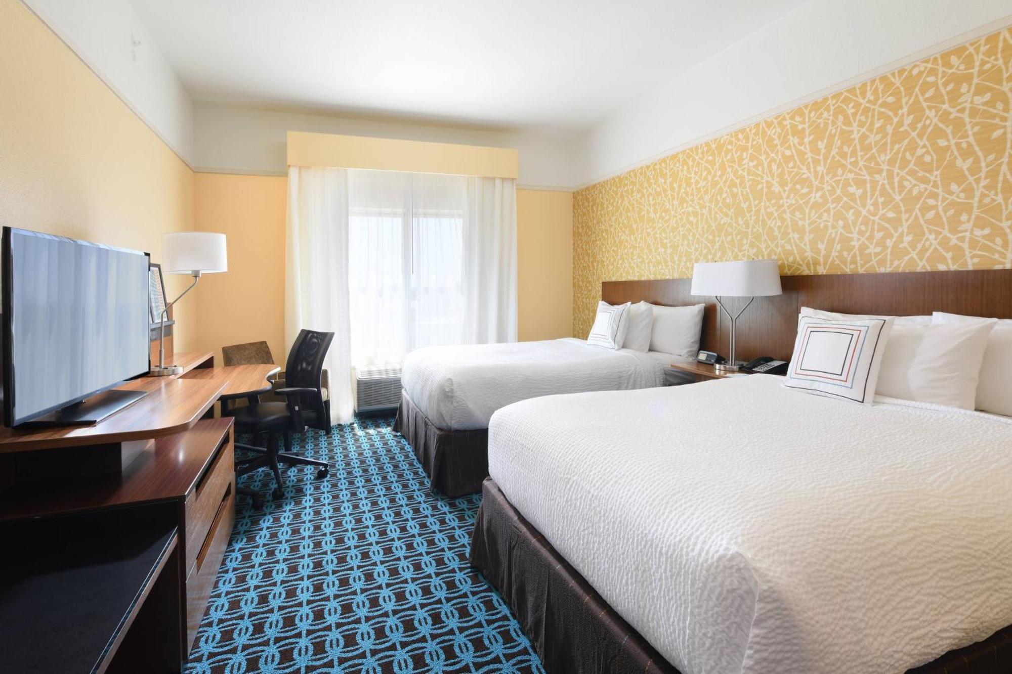 Fairfield Inn & Suites By Marriott Fort Worth South/Бърлисън Екстериор снимка