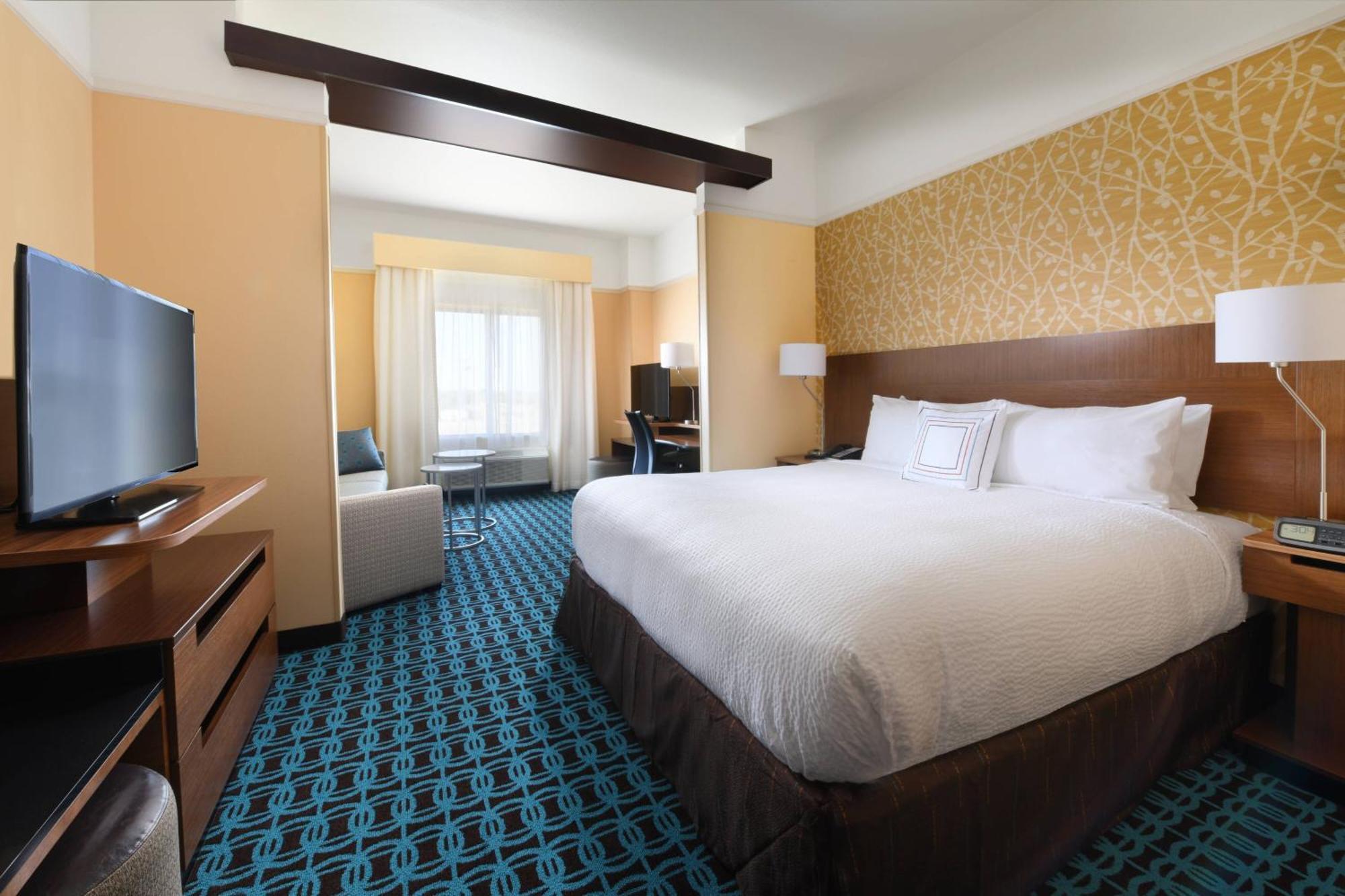 Fairfield Inn & Suites By Marriott Fort Worth South/Бърлисън Екстериор снимка