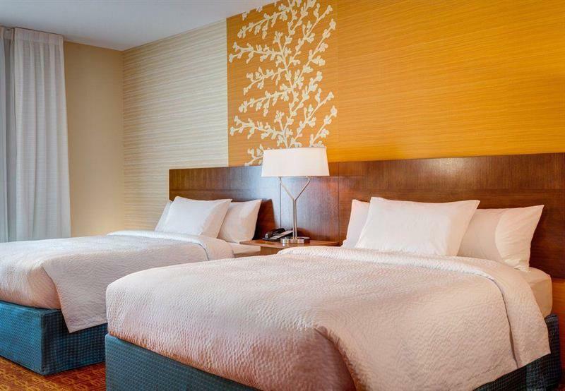 Fairfield Inn & Suites By Marriott Fort Worth South/Бърлисън Екстериор снимка